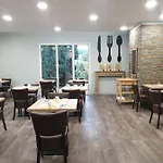 Logis Hotel Des Portes De Meuse Pagny-sur-Meuse