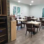 Logis Hotel Des Portes De Meuse Hotel 2*