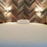 Hotel Logis Hotel Des Portes De Meuse 2*