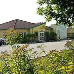 Hotel Logis Hotel Des Portes De Meuse Pagny-sur-Meuse