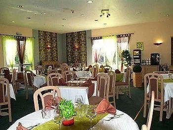 Hotel Logis Des Portes De Meuse
