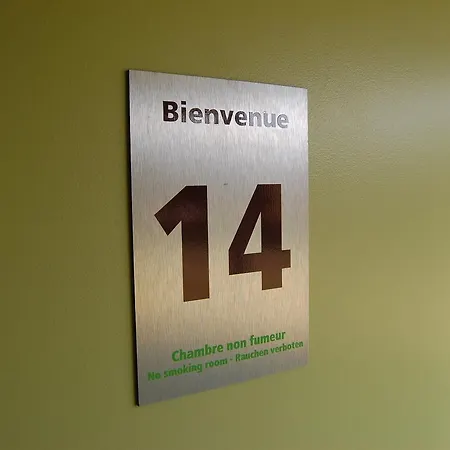 Hotel Logis Des Portes De Meuse 2*