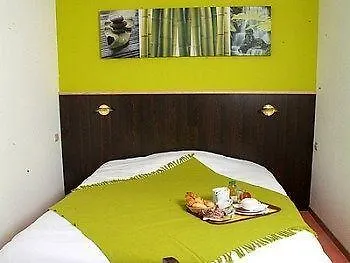 Logis Des Portes De Meuse Hotel