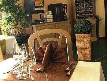 Logis Des Portes De Meuse 2* Pagny-sur-Meuse